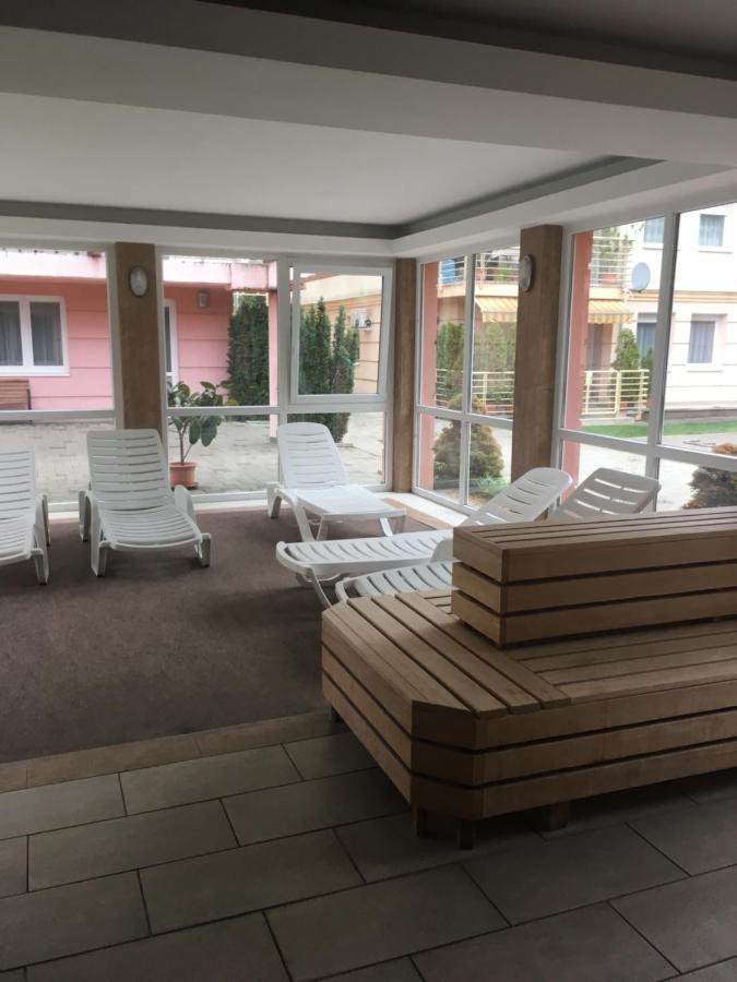 Relax Wellness Studio Hajduszoboszlo Leilighet Eksteriør bilde