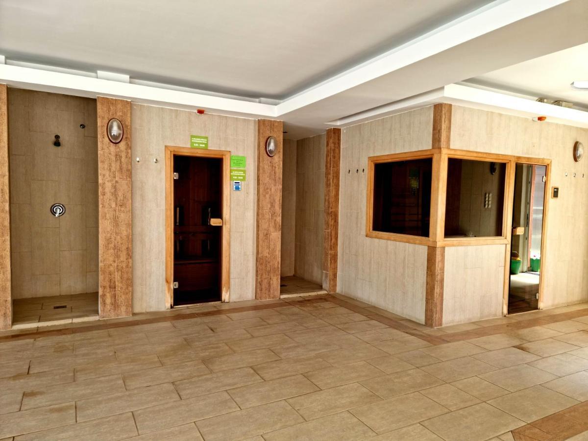 Relax Wellness Studio Hajduszoboszlo Leilighet Eksteriør bilde