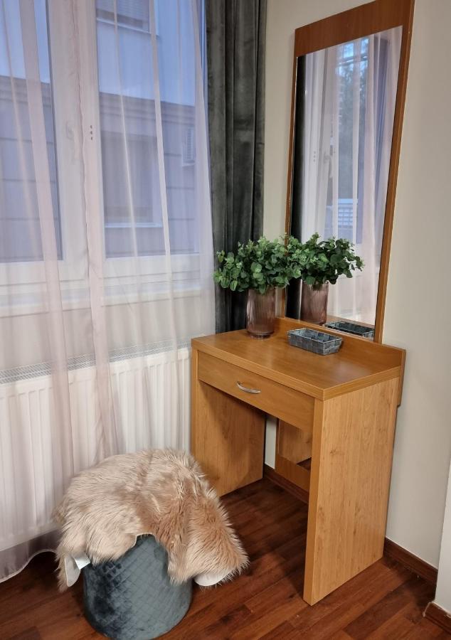 Relax Wellness Studio Hajduszoboszlo Leilighet Eksteriør bilde